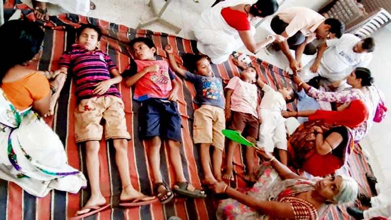 Bihar : Lizard found in mid day meal, 45 children got ill