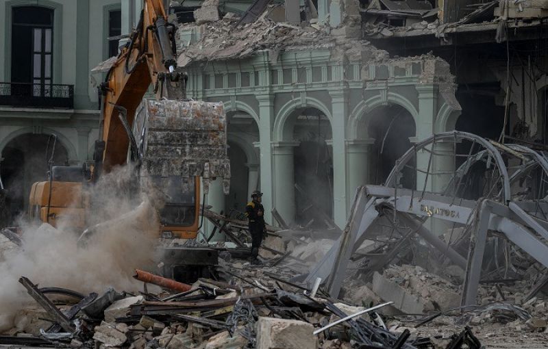 Explosion at a Cuban hotel