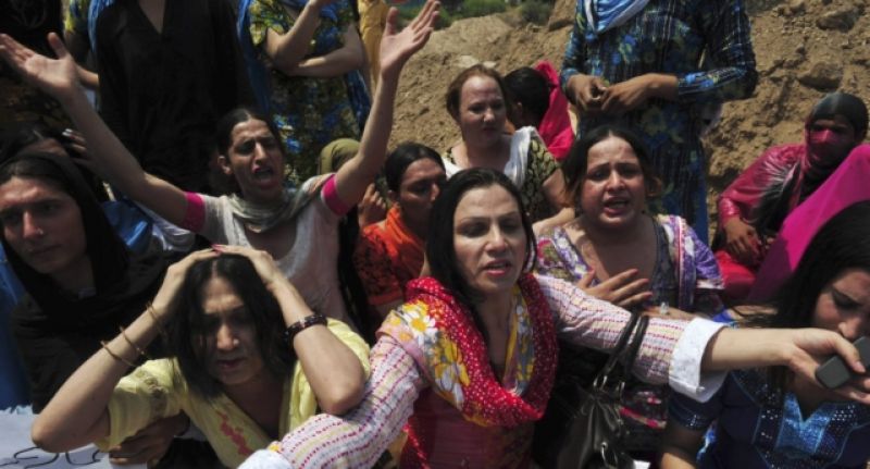Transgender in Pakistan set on fire