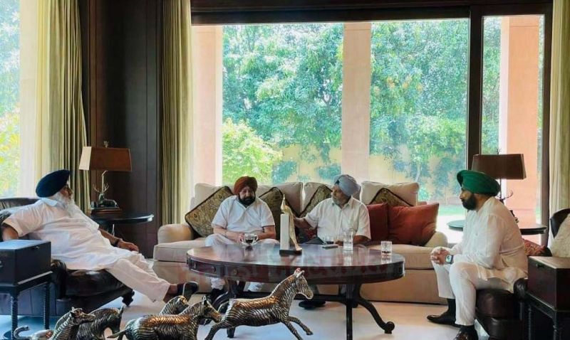 Captain Amarinder Singh shared his grief with Sukhbir Badal