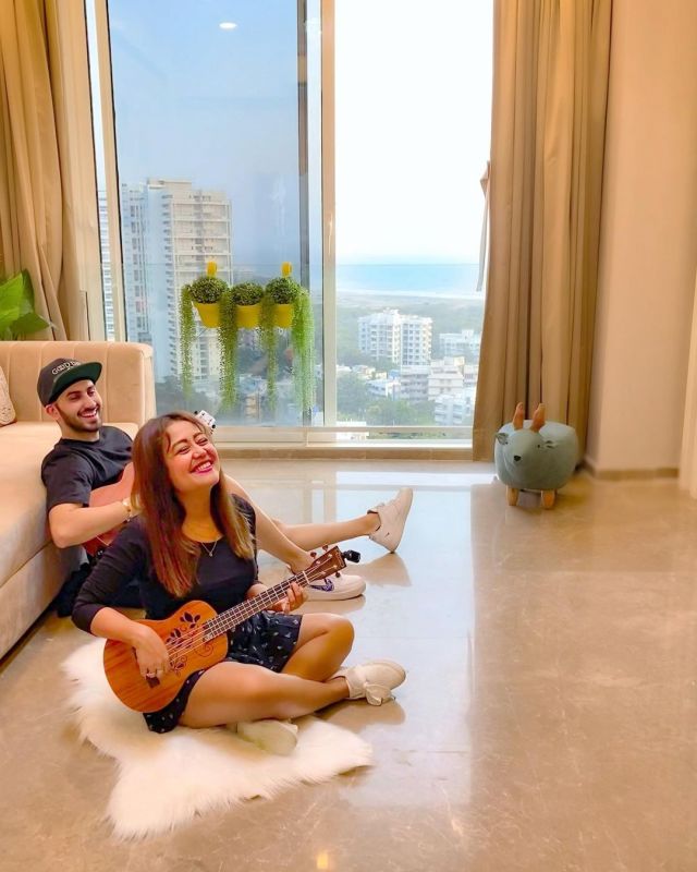 Neha Kakkar and Rohanpreet Singh