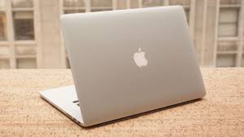 Apple laptop