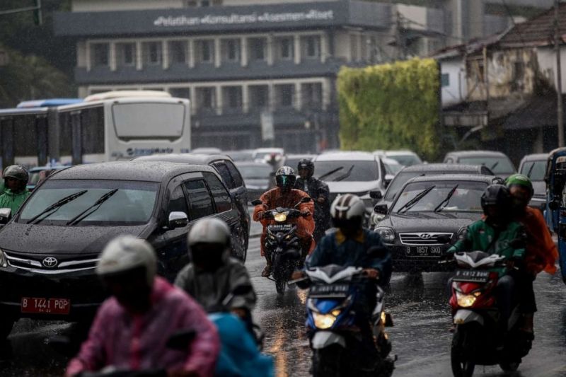 Indoneshia in Heavy Rain 