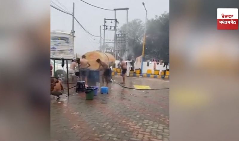 Last day of the year at Singhu border