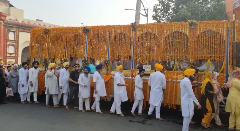 Guru Ramdas Ji Gurpurab Celebrated at Amritsar sahib