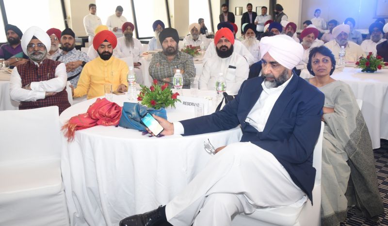 Manpreet Badal and Vijay Inder Singla invite Punjabi for Prakash Purb celebrations Manpreet Badal and Vijay Inder Singla invite Punjabi for Prakash Purb celebrations