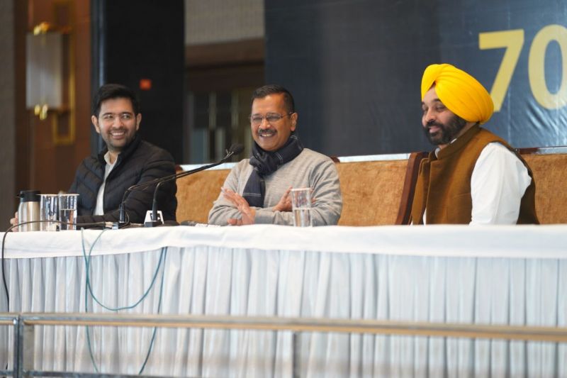 Arvind Kejriwal issues number '70748 70748' to choose CM face of Punjab Arvind Kejriwal issues number '70748 70748' to choose CM face of Punjab