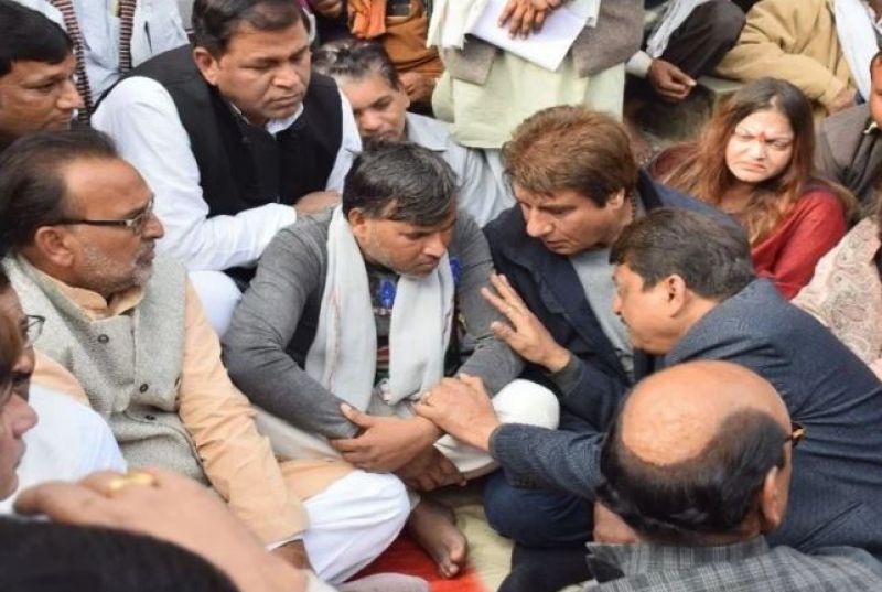 Raj Babbar meet Sanjali's Family