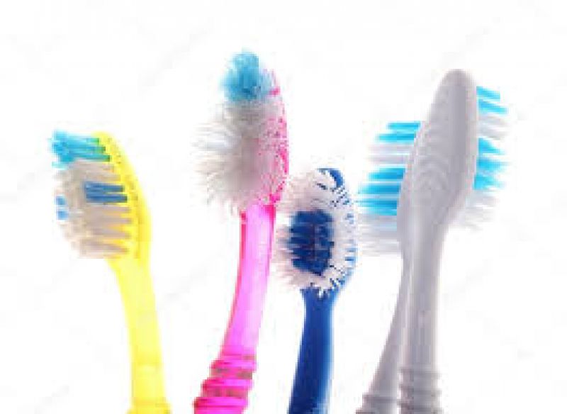 Reuse your old toothbrush in these ways 