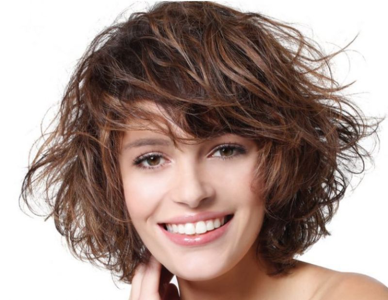 crumpled layered bob