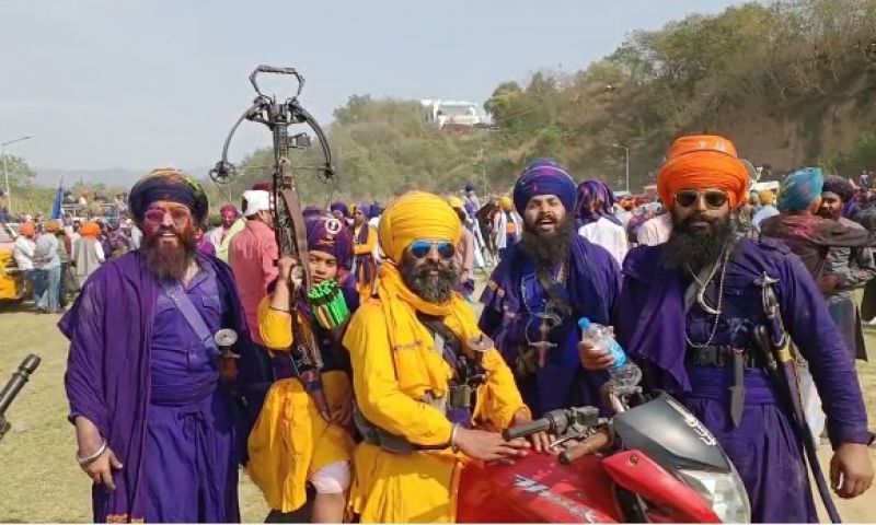 Holla Mahalla