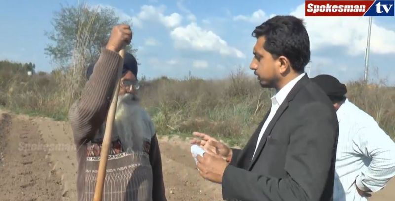 Advocate Dinesh Chadda with young farmer
