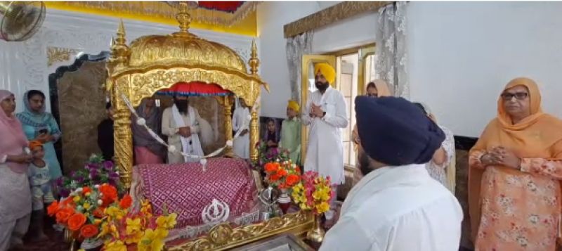 Laljit Singh Bhullar At Darbar Sahib