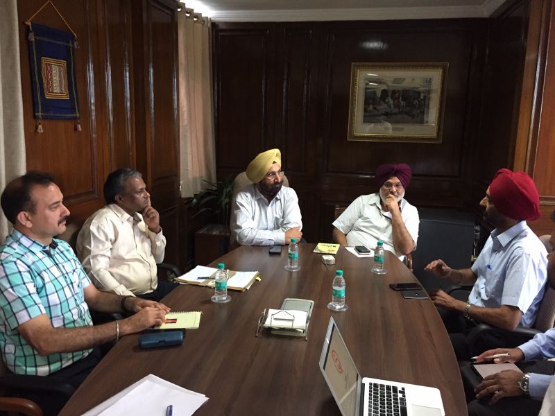 Sukhjinder Singh Randhawa examines security of prisons with top officials