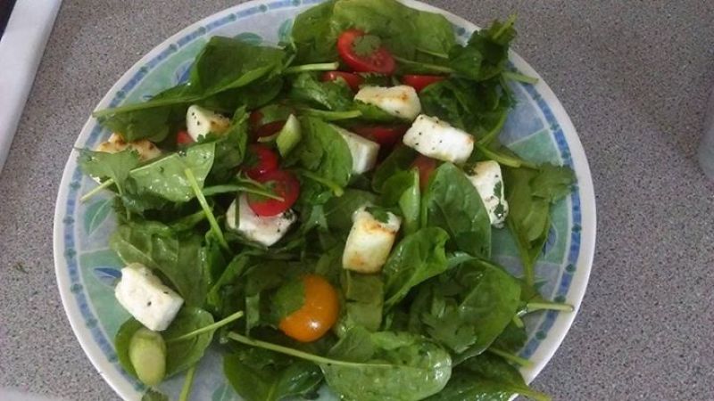 paneer and spinach salad paneer and spinach salad