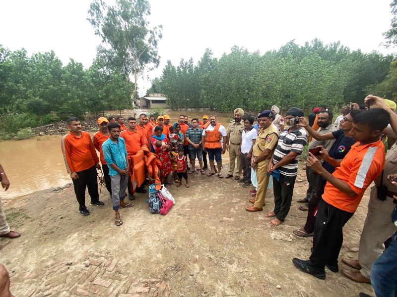 Rare move of Jalandhar MP and DC to save life of villagers