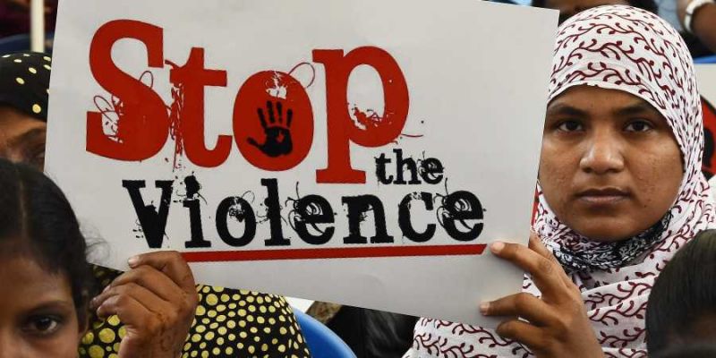 Delhi Waqf Board promises Rs 5 lakh, job to wife of youth lynched in Jharkhand