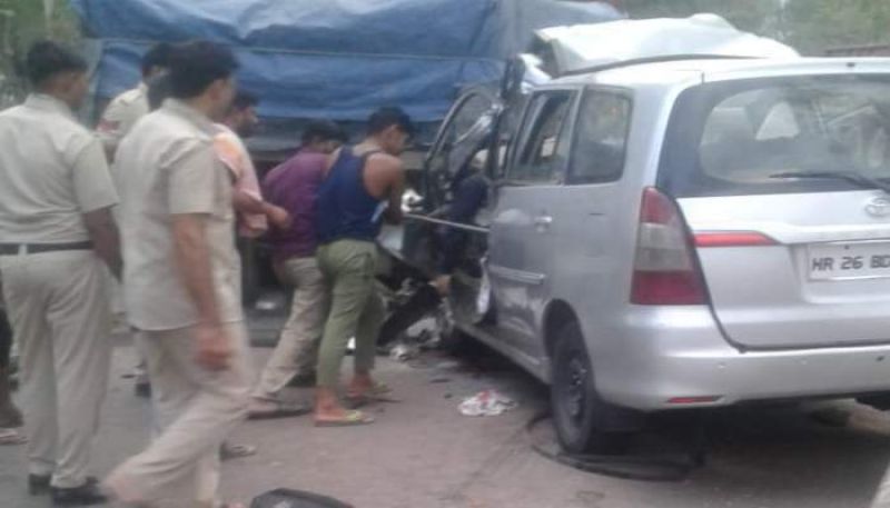 Six people died in road accident