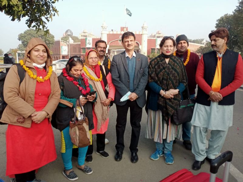 87 Hindu pilgrims reached Gurdwara Dera Sahib Lahore via Wagah Border