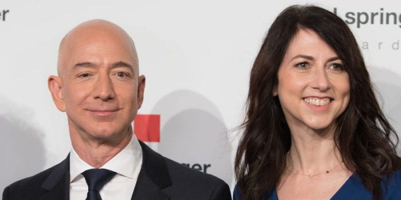 Jeff Bezos and MacKenzie Scott