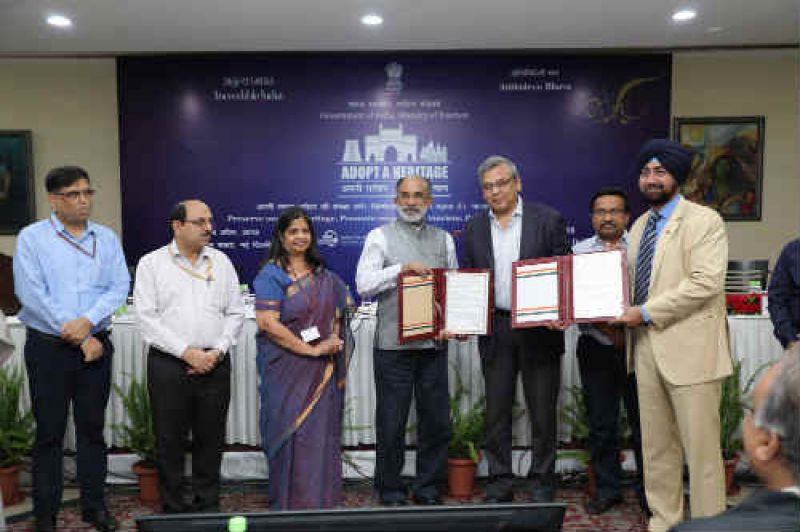 dalmia group adopted red fort heritage 25 crore