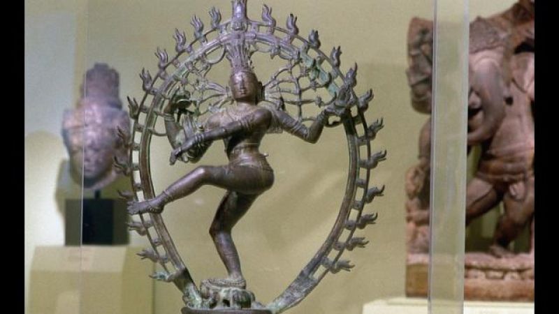 US Returns India Two Ancient Idols
