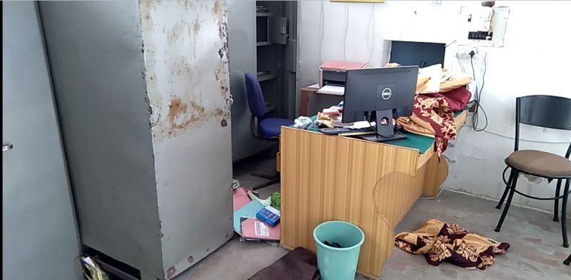 Thieves stole Rs 30 lakh 25 thousand from Akal Academy