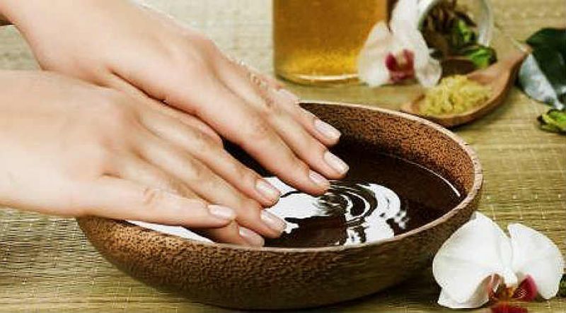 Hot oil manicure