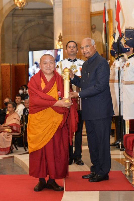 President Kovind presents Padma Shri to Guru Tulku Rinpoche for Spiritualism