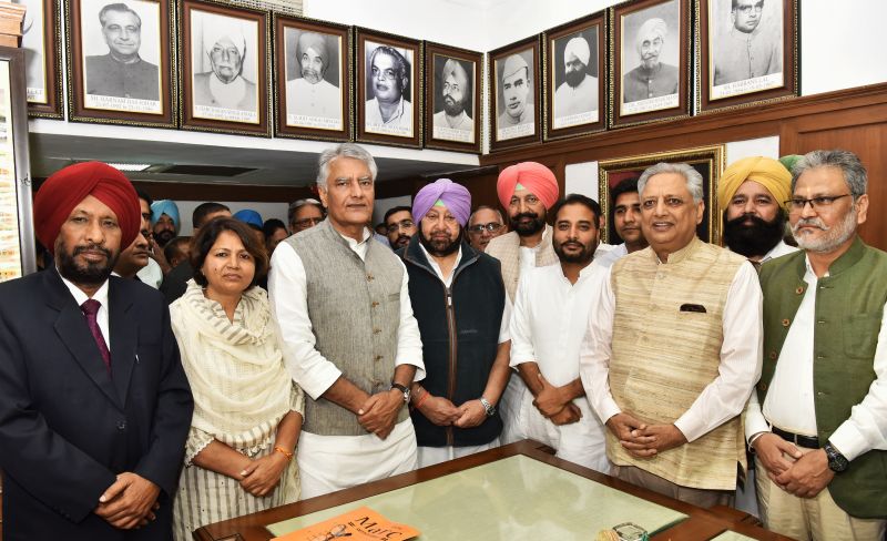 Captain Amarinder Singh with newly elected MLAs