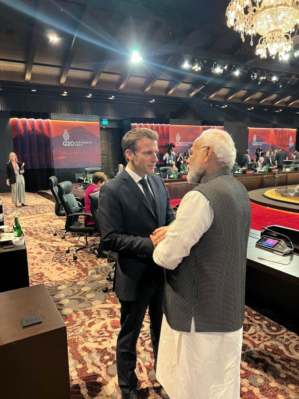 PM Modi interacts with French President Emmanuel Macron PM Modi interacts with French President Emmanuel Macron