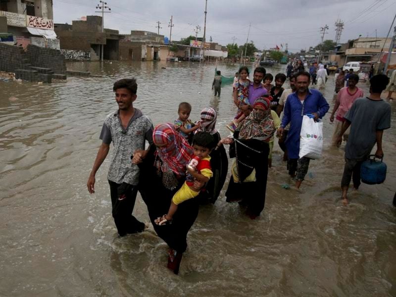 Monsoon rains inundate Pakistan, cause 28 deaths