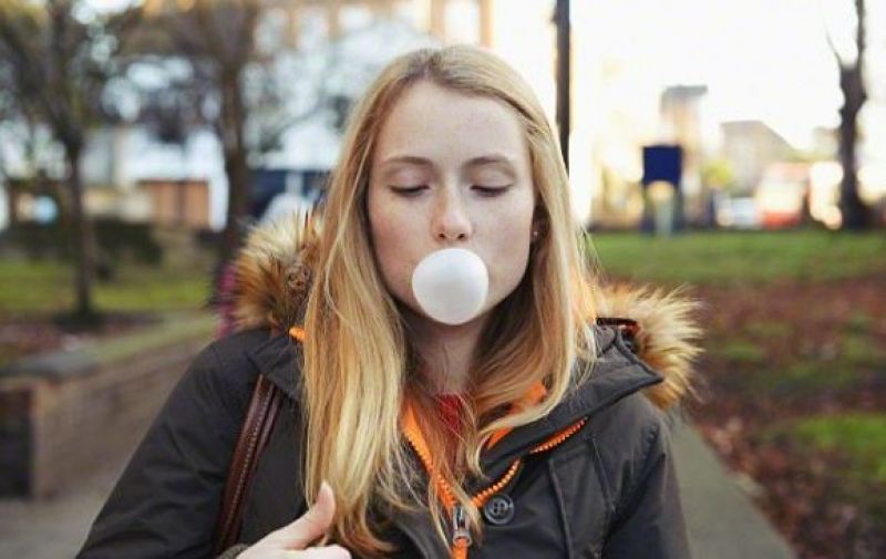 While walking chewing gum can help you lose weight