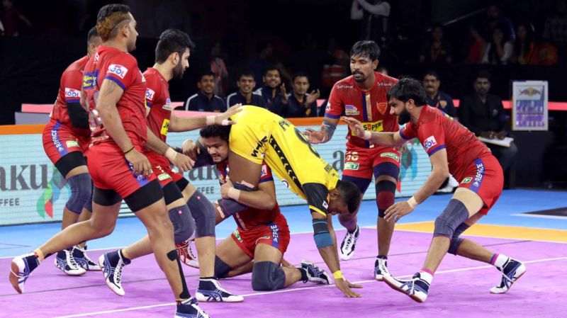 Telugu Titans vs Dabang Delhi