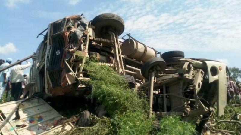 Shahjahanpur : 16 dead, 4 critical after truck-Tempo accident