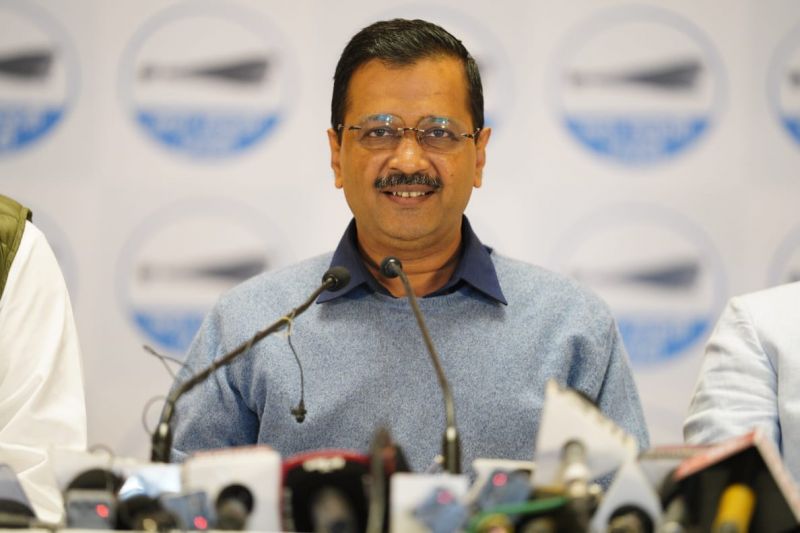 Kejriwal gives 8 guarantees to teachers for education reforms in Punjab