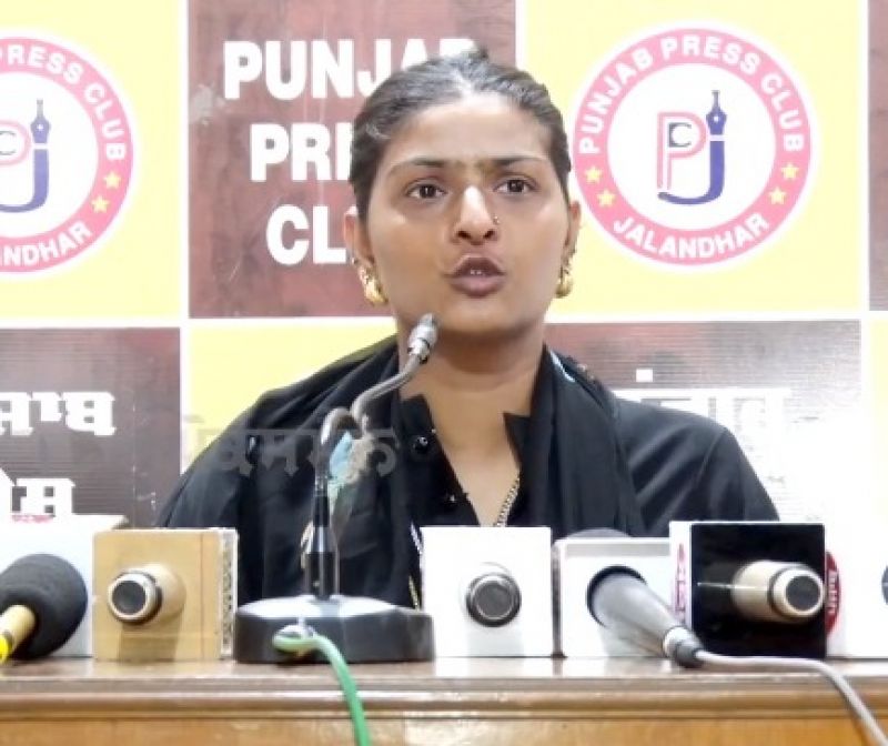 Jyoti Nooran announce Divorce with Kunal Passi 