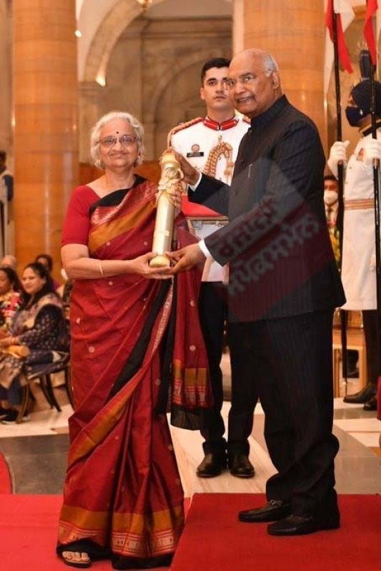 President Kovind Presents 29 Women With Nari Shakti Award on Women's Day President Kovind Presents 29 Women With Nari Shakti Award on Women's Day
