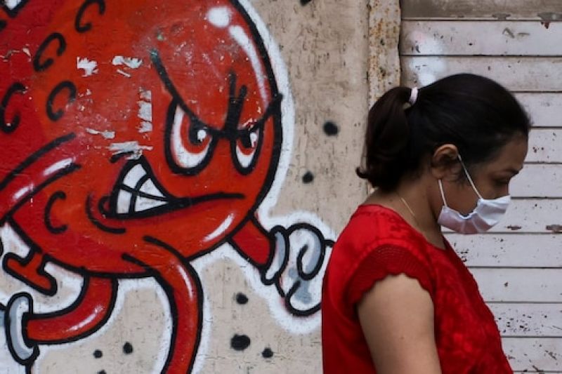 Omicron variant  Omicron variant