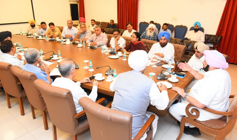 Amarinder Singh will lead all-party delegation across the border to Kartarpur Sahib 