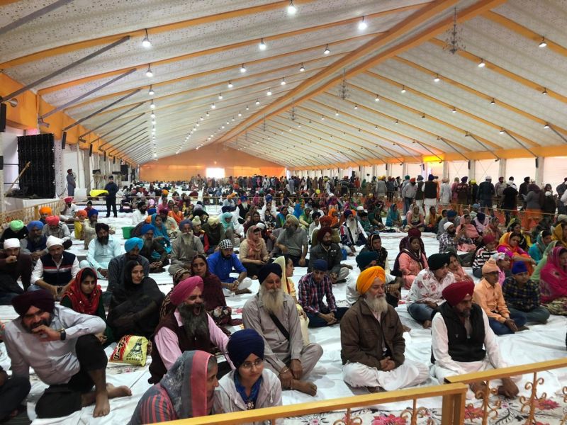 Famous kirtani Jathe enthrall the audience with the supreme religious Kirtan