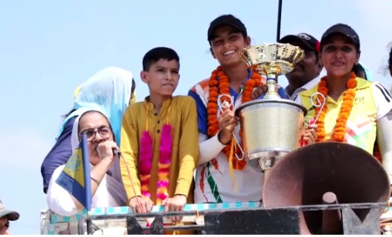 DC honors gold medalist in archery in Poland