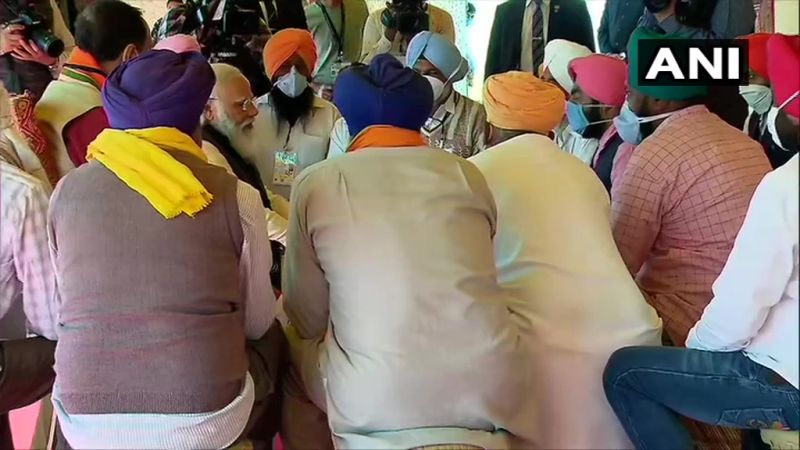 PM Modi Met Gujarat Sikhs