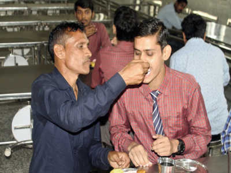 Boy meets parents after 9 years 