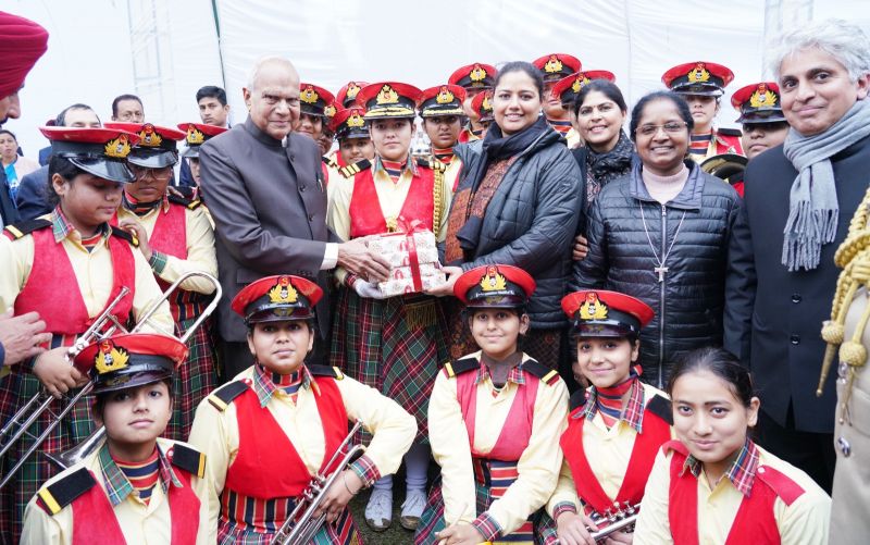  Punjab Governor Banwarilal Purohit hosted the event at home