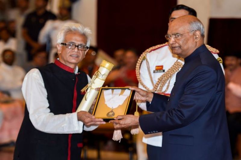 Pranab, Nanaji Deshmukh, Bhupen Hazarika conferred Bharat Ratna