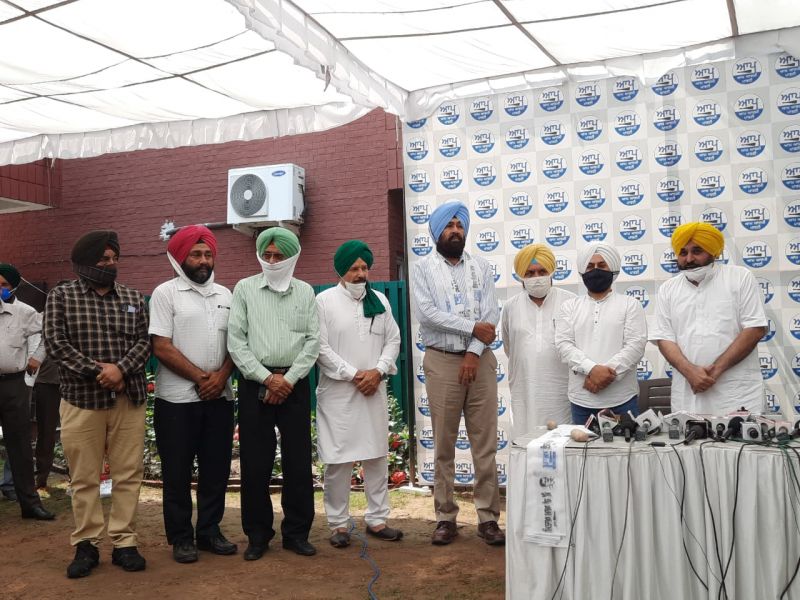 Arjuna Awardee Sajjan Singh joins AAP