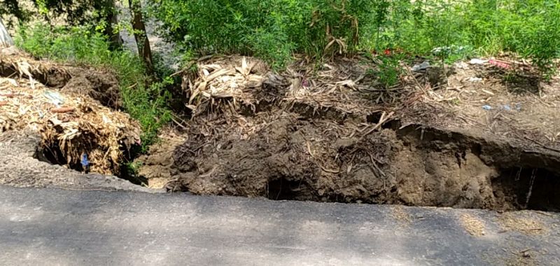 Gap on Beas River Advance Dam, Threat to Farmers' Crops