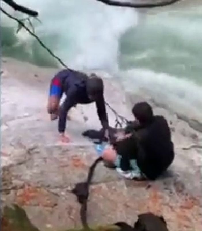 Sikh youth in Canada save lives of drowning people with the help of turbans Sikh youth in Canada save lives of drowning people with the help of turbans