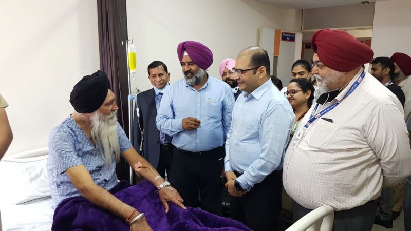 Pargat Singh enquire after the health of International Boxer Kaur Singh